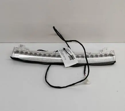 Maserati Ghibli Third/center stoplight 670008130