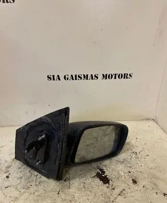 Toyota Yaris Manual wing mirror 