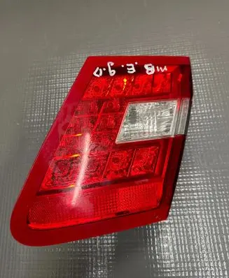 Mercedes-Benz E W212 Tailgate rear/tail lights A2128200864 483502 778008