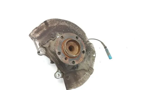 BMW 5 E60 E61 Front wheel hub 6760954