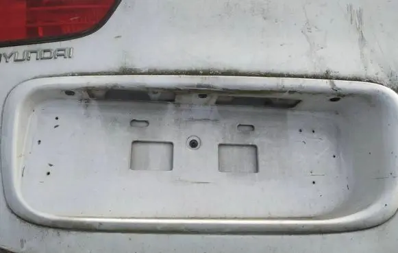 Hyundai H-1, Starex, Satellite Trunk door license plate light bar 