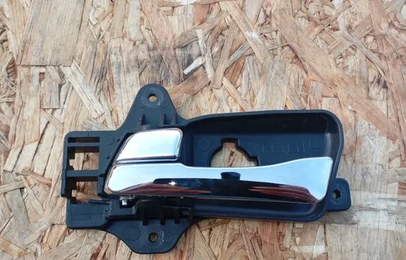 Hyundai i30 Front door interior handle 82613FD000
