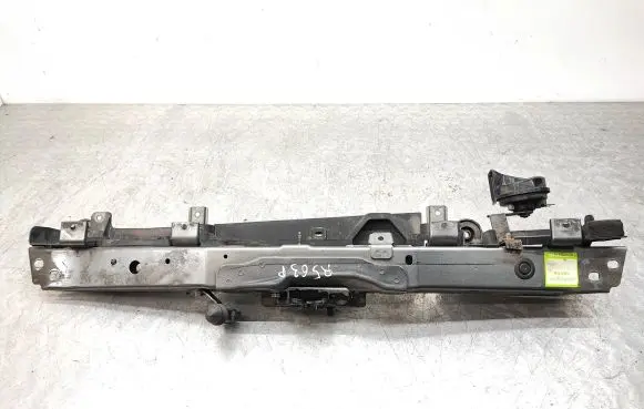 Nissan Qashqai Top upper radiator support slam panel