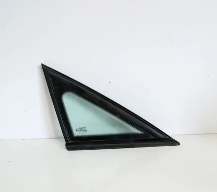 Seat Altea XL Front door vent window glass four-door E943R000469