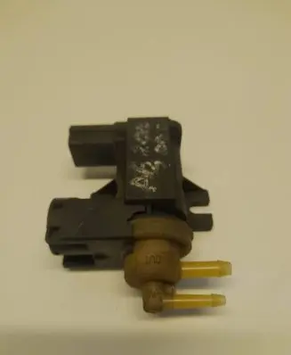 Audi A4 S4 B8 8K Turbo solenoid valve Cg34010835a