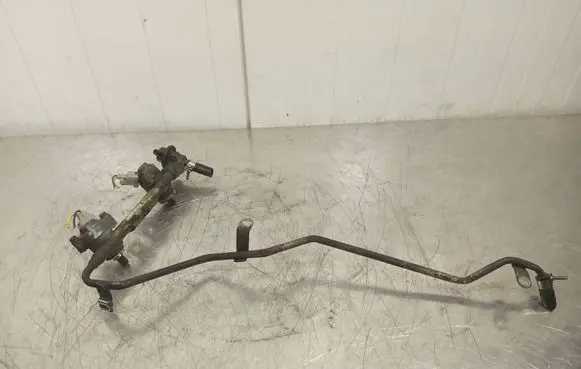 Fuel main line pipe