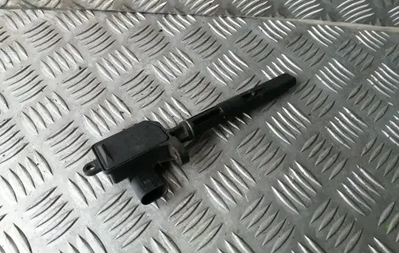 Volkswagen Polo V 6R Oil level sensor 045907660D