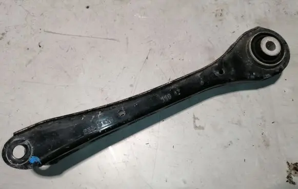 Chevrolet Camaro Rear control arm 23343126