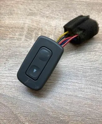 KIA Carnival Electric window control switch 000410