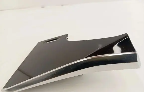 Audi Q7 4M Dashboard glove box trim 4M8857238