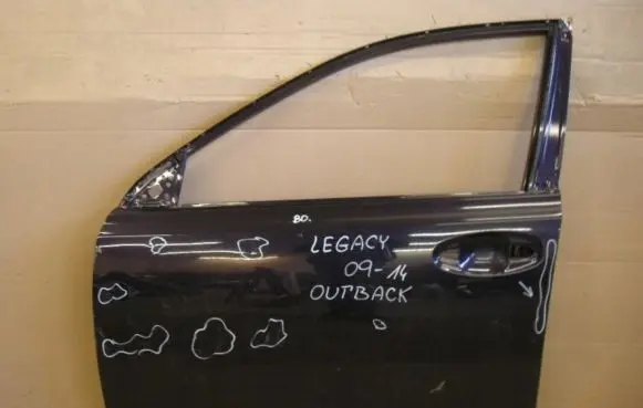 Subaru Legacy Front door
