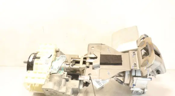 Mazda 2 Power steering pump