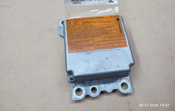 Nissan Qashqai Airbag control unit/module 98820BT40A