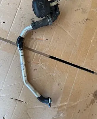 Audi SQ7 Coolant pipe/hose 057121609F 20160516