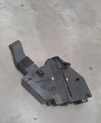 BMW 5 F10 F11 Air filter box 8519129 8519138 4012736A