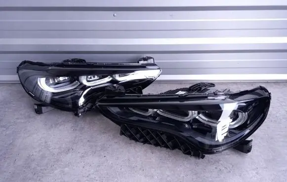 Alfa Romeo Stelvio Headlights/headlamps set 