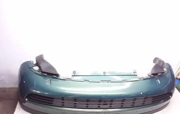 Opel Zafira A Front bumper 90581480