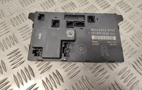 Mercedes-Benz E W211 Door control unit/module A2118707026