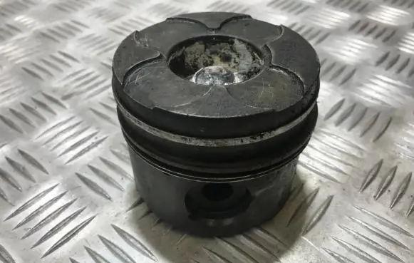 Peugeot 807 Piston 