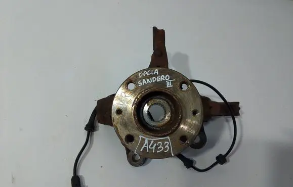 Dacia Sandero III Front wheel hub spindle knuckle 902R