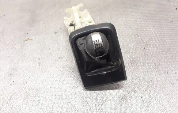 Nissan X-Trail T30 Gear shifter/selector 