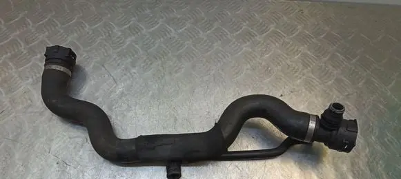 BMW 3 E92 E93 Engine coolant pipe/hose 8511623