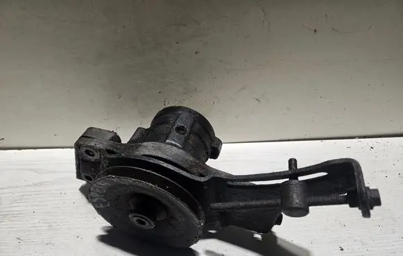 Renault Espace II Power steering pump 7846075