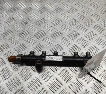 Peugeot 3008 II Fuel main line pipe 9804776780
