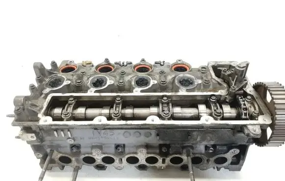 Ford Mondeo Mk III Engine head 9641752610 9656323180