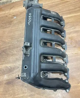 BMW 3 E90 E91 Intake manifold 7792019 7789288 7799625