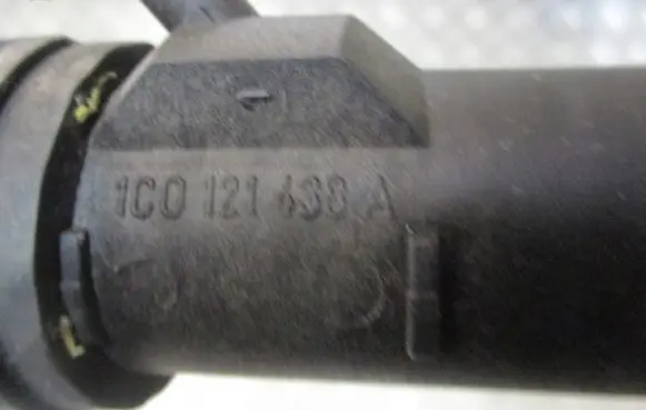 Seat Ibiza III (6L) Engine coolant pipe/hose 1C0121438A