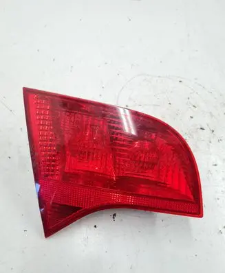 Audi A4 S4 B7 8E 8H Tailgate rear/tail lights 8E9945093