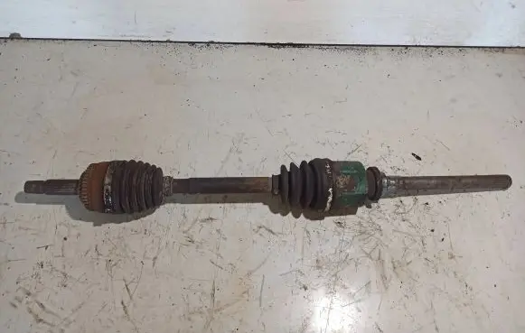 Mitsubishi Space Wagon Front driveshaft