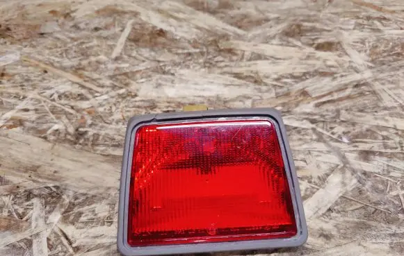 Mercedes-Benz S W140 Third/center stoplight 1408201956