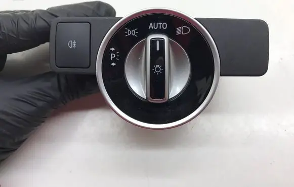 Mercedes-Benz E W212 Light switch A2129050501