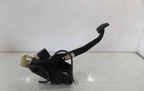 Hyundai i30 Brake pedal