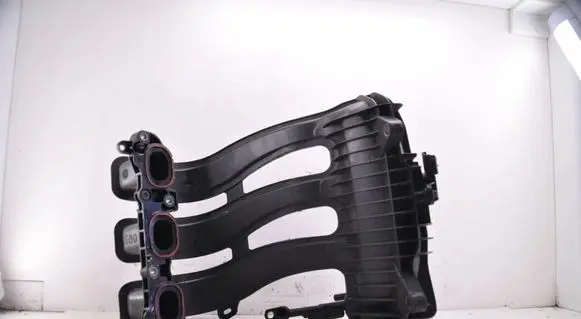 Peugeot 208 I Intake manifold 9676212480 9674560480