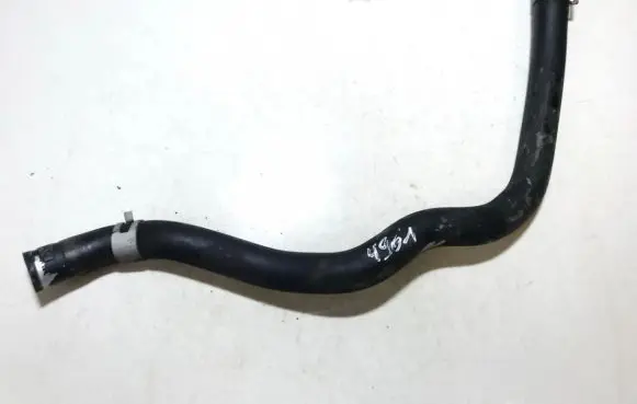 Nissan X-Trail T30 Engine coolant pipe/hose