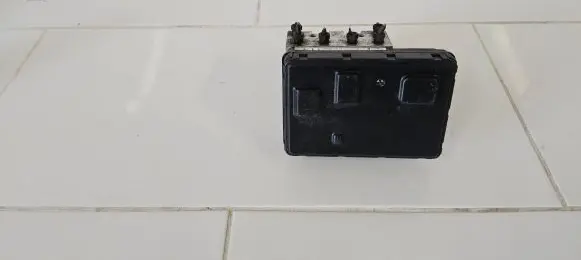 Toyota Corolla E110 ABS Pump 8954112120 4451012310 F1K1610593