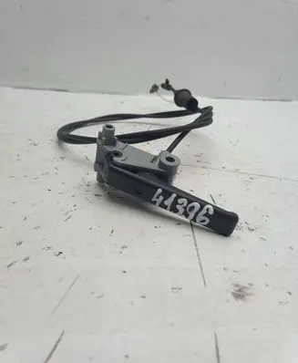 Toyota Aygo AB10 Engine bonnet (hood) release handle