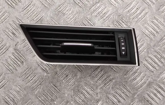 Skoda Superb B8 (3V) Dashboard side air vent grill/cover trim 3V0819702D