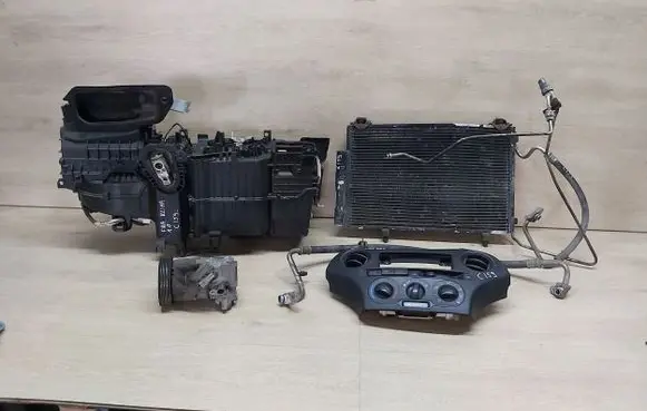 Toyota Yaris Air conditioning (A/C) system set YARISIKLIMA