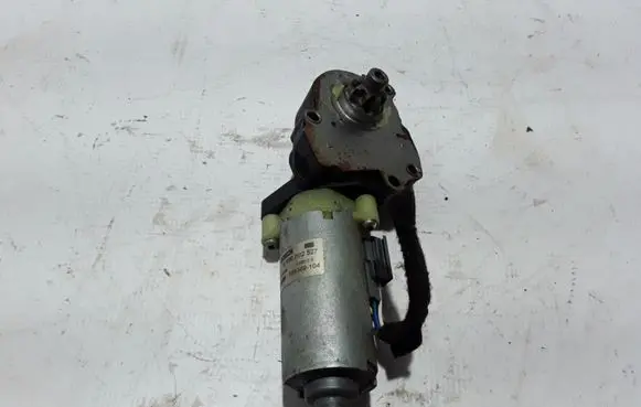 Volvo XC70 Seat adjustment motor 198389