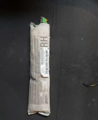 Mercedes-Benz E C207 W207 Side airbag A2078600402 LF0030510452