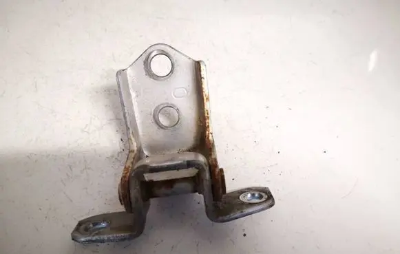 Mazda 3 I Rear door lower hinge