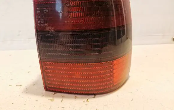 Volkswagen PASSAT B4 Rear/tail lights 3A9945257