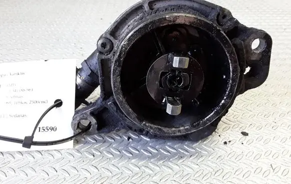 Vacuum pump
