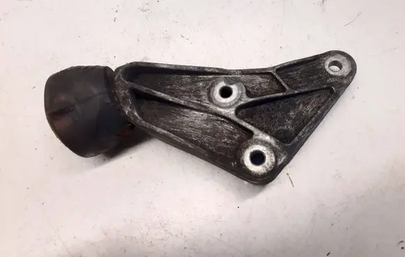 Audi A6 S6 C6 4F Engine mounting bracket 4F0199343K