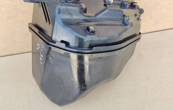 BMW 5 G30 G31 G38 AdBlue liquid reservoir 115643 0W7381415-10-B 17-139-0107