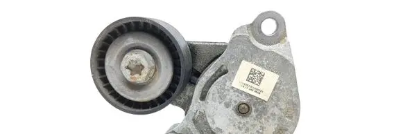 Mini Cooper Countryman F60 Generator/alternator belt tensioner 6577417